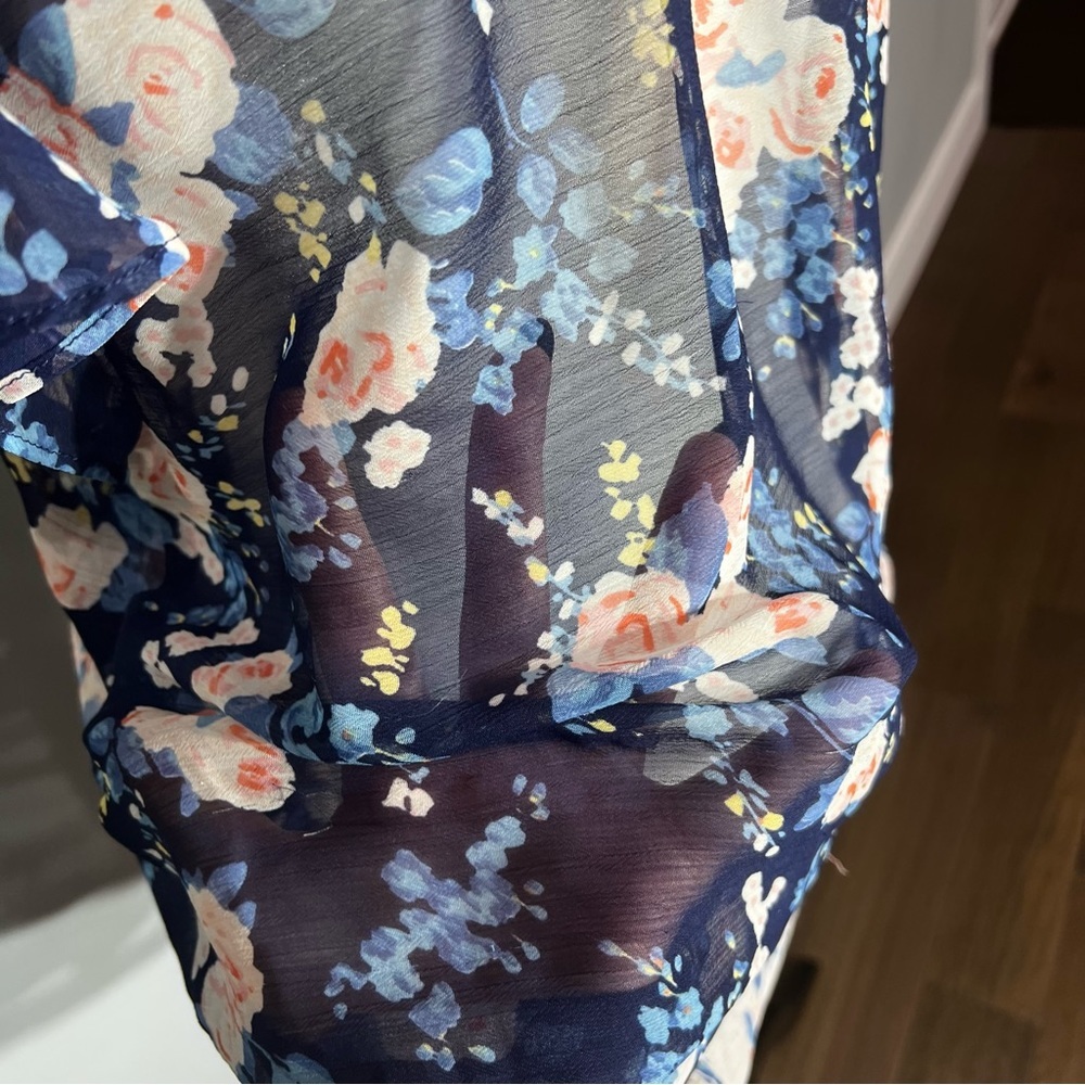 Motherhood Sheer Maternity Top - Picture 5 of 11